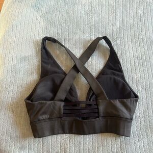 deep plunge workout bra w strappy back